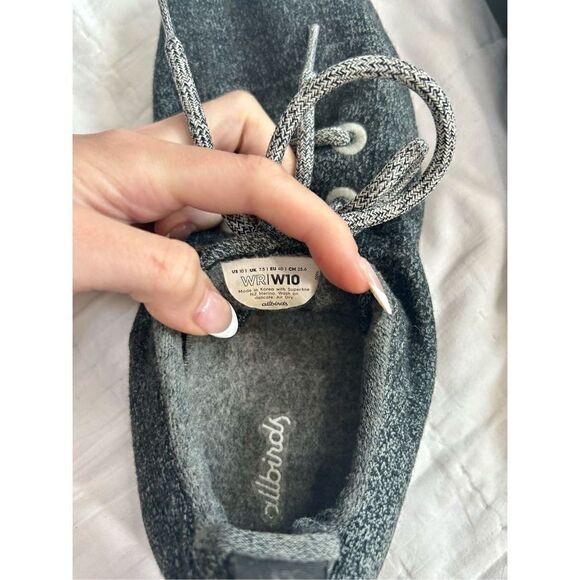 Allbirds Women’s wool Runners natural black/black sole 10 - Picture 2 of 8